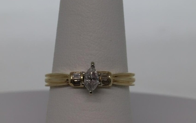 14kt Marquise Diamond Ring