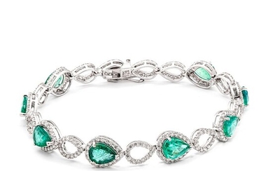 18 kt. White gold - Bracelet - 7.68 ct Emeralds - 3.36 ct Diamonds - No Reserve Price