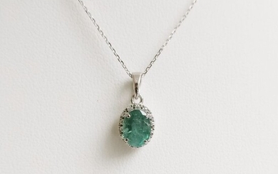 18 kt. White gold - Necklace with pendant - 1.29 ct Emerald