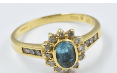 18ct Yellow gold blue topaz and diamond set ring