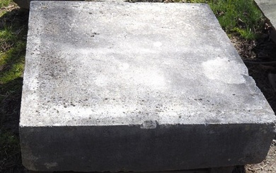 18th c. English Carves Stone Plinth