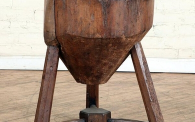 19TH C. PRIMITIVE FRENCH 3-LEG TABLE OR STOOL