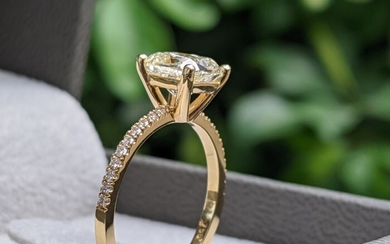 2 Carat Cushion Engagement Ring - Huge Diamond - 18 kt. Yellow gold - Ring - 1.75 ct Diamond - Diamonds