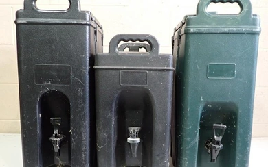 3 Carlisle Dispensers