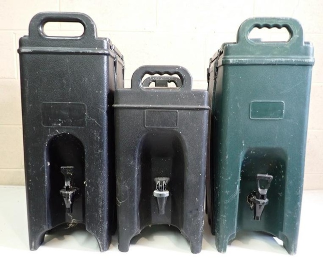 3 Carlisle Dispensers