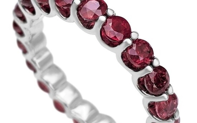 3.81 Carat Natural Red Ruby Eternity Band - 14 kt. White gold - Ring - NO RESERVE