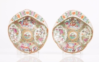 A pair of shrimp plates Chinese export porcelain …
