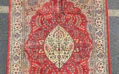 4'1" x 6'3" Persian Rug