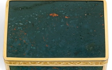 A GOLD-MOUNTED BLOODSTONE SNUFF BOX, JOSEF WOLFGANG SCHMIDT, VIENNA, CIRCA 1800