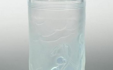 A Sabino opalescent glass vase