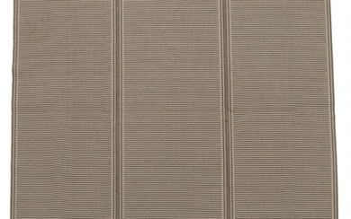 Hanne Vedel: Flat woven wool carpet with brownish and greyish flecked pattern, with brown borders. 231×238 cm.