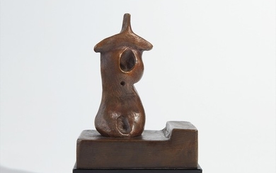 Henry Moore, Three-Quarter Figure: Chest