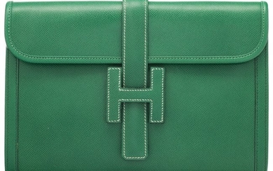 58005: Hermès Vert Clair Epsom Leather Jige PM C
