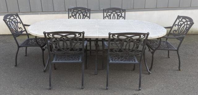 6 Outdoor Cast Aluminum Dining Chairs & Table