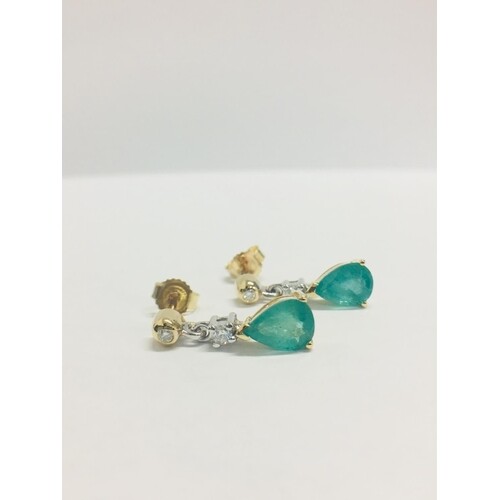 9ct white/yellow gold Emerald Diamond Earrings,2X7mmx5mm Eme...