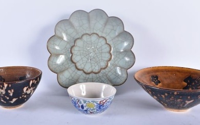 A CHINESE GE TYPE CHRYSANTHEMUM MOULDED POTTERY BRUSH WASHER together with two hares foot type bowls