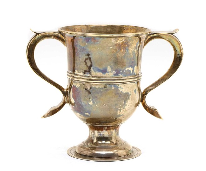 A George III silver loving cup