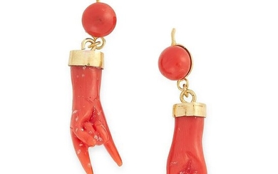 A PAIR OF ANTIQUE CORNICELLO CORAL HAND EARRINGS in