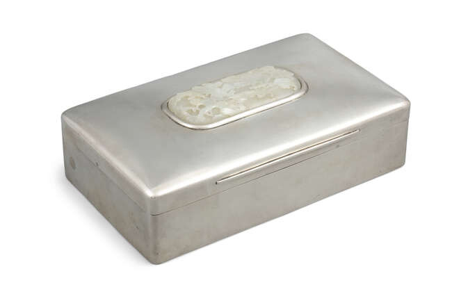 A STERLING SILVER CIGAR BOX SET WITH A...
