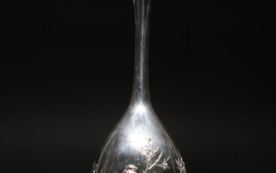 A TALL JAPANESE SILVER VASE BY HASEGAWA ISSEI