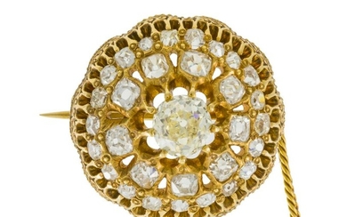 A Victorian diamond circle brooch
