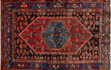 A Zanjan hand knotted wool rug, 4’2” x 6’2 1/2”