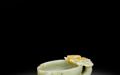 A celadon and russet jade 'melon' cup, Yuan - Ming dynasty | 元至明 青白玉雕瓜瓞綿綿杯