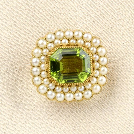 A late Victorian gold, peridot and split pearl
