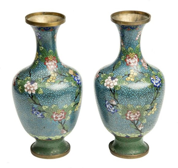 A pair of chinese Cloisonné enamel Pear-Shaped