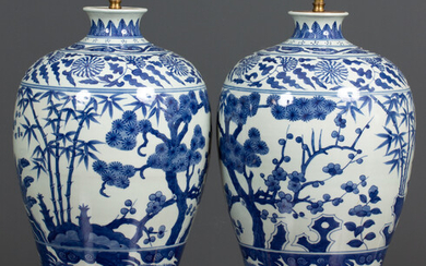 A pair of contemporary chinese style blue and white porcelain...