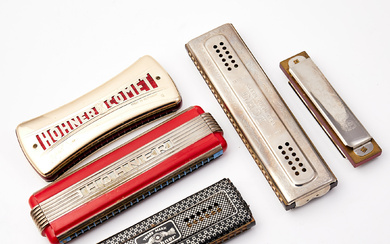 A set of five Hohner harmonicas, 20th century.
