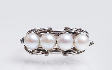 An Art Nouveau Ring with Pearls