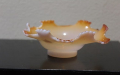 An Art Glass Bowl