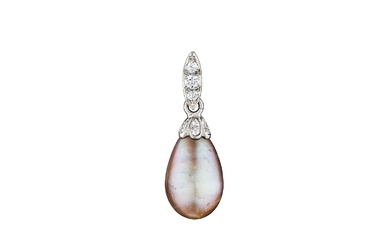 Antique Natural Pearl Pendant