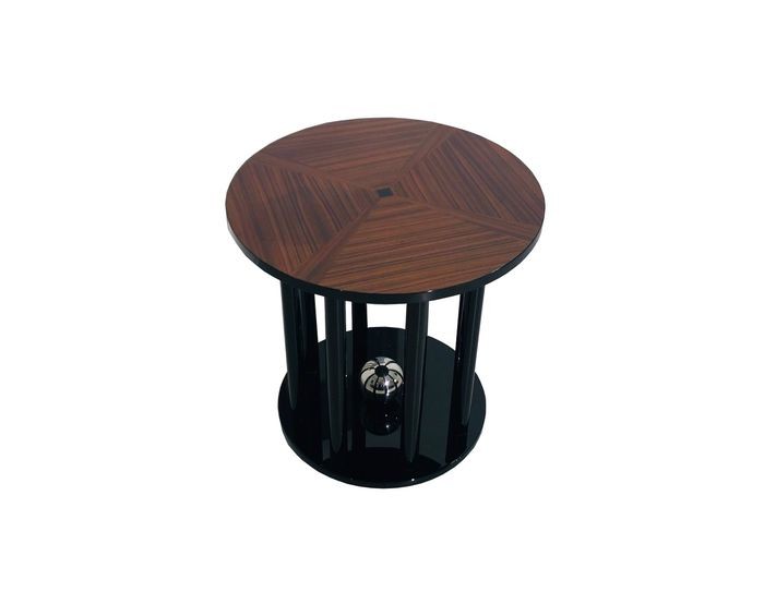Art Deco side table with pillars foot and cherry wood