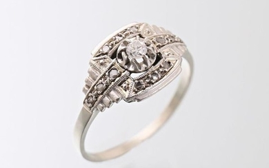 Art Deco white gold and platinum ring centered...