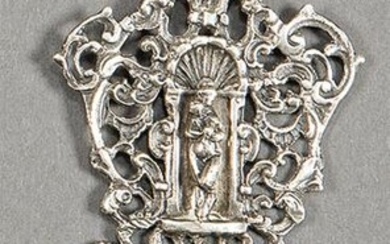 Base of holy water miniature Spanish silver.