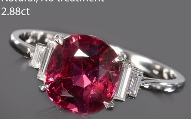 CERTIFICATED RED SPINEL AND DIAMOND RING, High carat gold. r...
