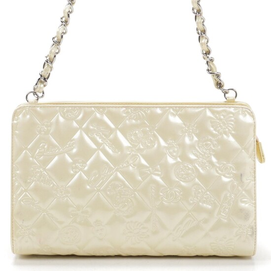 Chanel Chain Strap Lucky Charms Pochette in Embossed Cream Patent