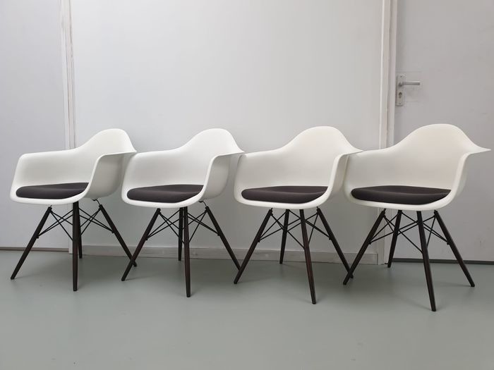 Charles Eames, Ray Eames - Vitra - Armchair, Chair, Dining room chair, Dinner chair (4) - DAW
