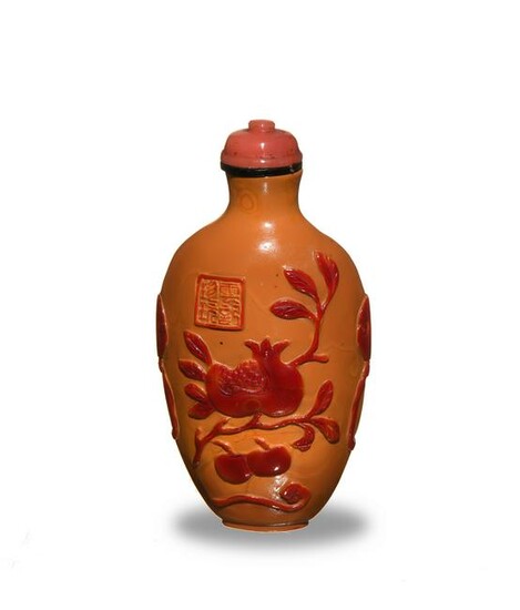 Chinese Peking Glass Snuff Bottle with Fruit, 19th