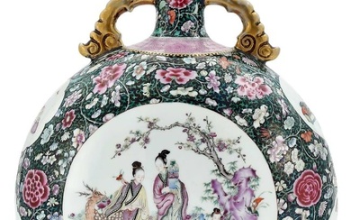 Chinese Qing Dynasty Famille Rose Moon Flask