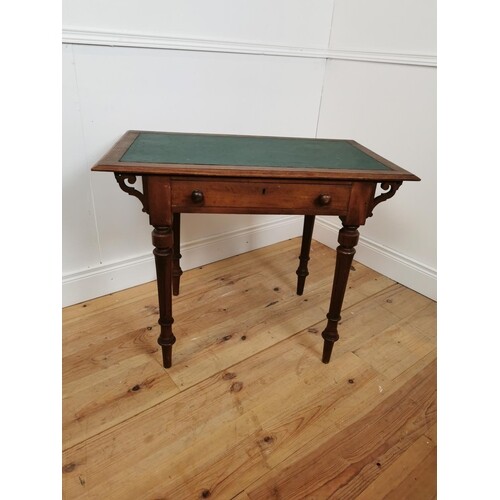 Edwardian mahogany ladies desk with inset leather top and si...