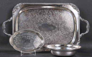 Gadrooned Decorated Double Handled Service Tray
