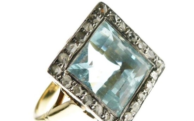Good quality yellow metal, aquamarine and diamond-set dress ring,...