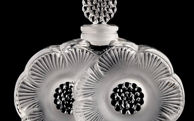 Gorgeous Lalique France Crystal Perfume Bottle