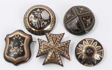 Group of five 19th century tortoishell piqué work brooches various, with floral decoration to include a Maltese cross brooch, 32-40mm diameter