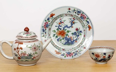 Group of three pieces of famille rose porcelain Chinese, 18th...