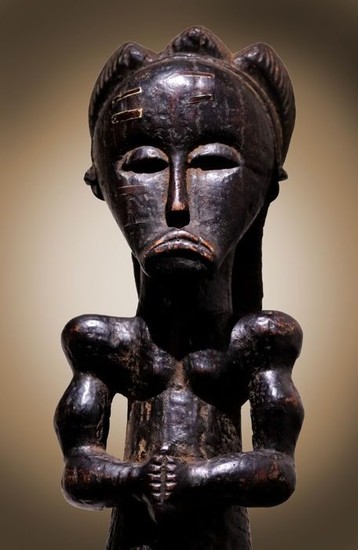 Impressive old relicary figure- Wood -"eyema-o-bieri" - Fang“Mvai" - Gabon