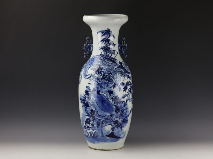 Large Chinese Blue and White Vase
